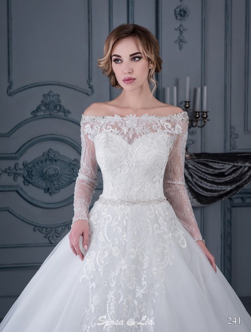 https://www.sposa-lia.com/images/stories/virtuemart/product/241       (2).jpg